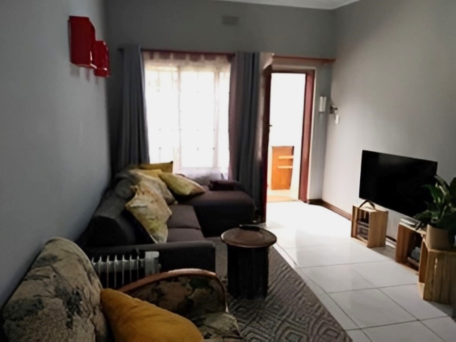 To Let 2 Bedroom Property for Rent in Parkmore Gauteng