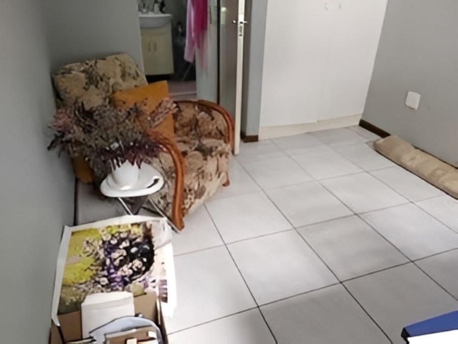 To Let 2 Bedroom Property for Rent in Parkmore Gauteng