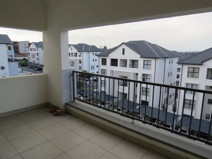 1 Bedroom Property for Sale in Greenstone Hill Gauteng