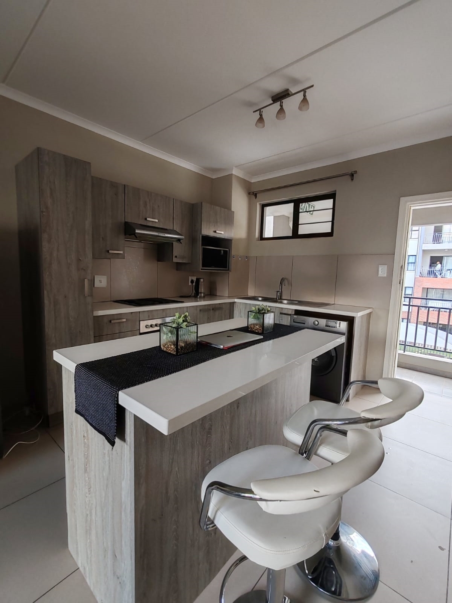 1 Bedroom Property for Sale in Erand Gardens Gauteng