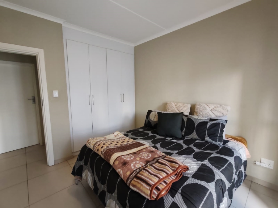 1 Bedroom Property for Sale in Erand Gardens Gauteng