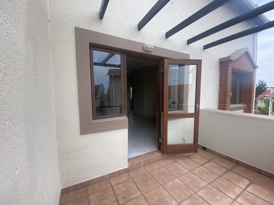 To Let 2 Bedroom Property for Rent in Paulshof Gauteng