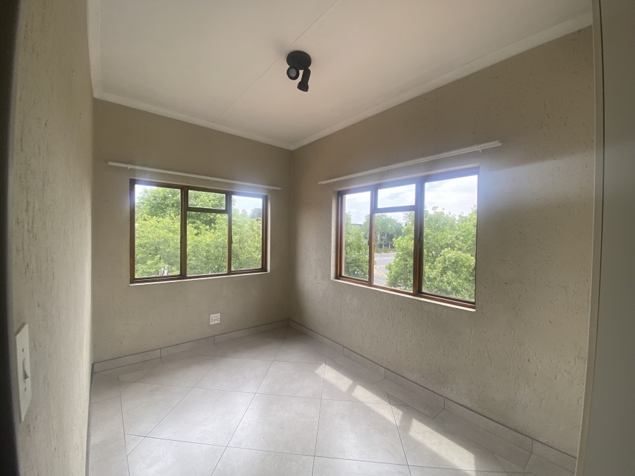 To Let 2 Bedroom Property for Rent in Paulshof Gauteng