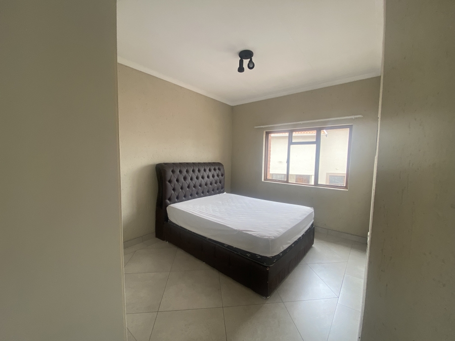 To Let 2 Bedroom Property for Rent in Paulshof Gauteng