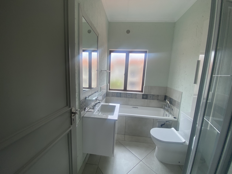 To Let 2 Bedroom Property for Rent in Paulshof Gauteng