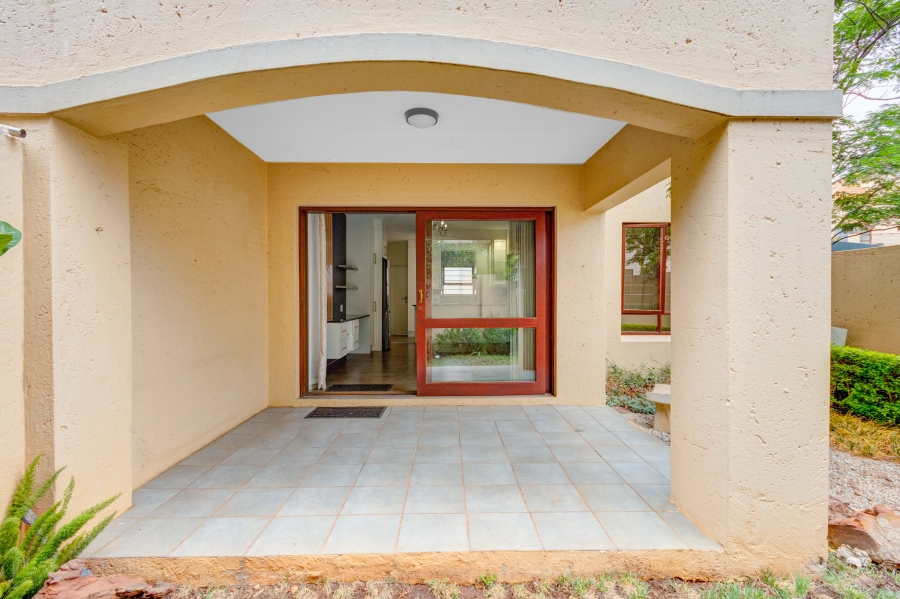 To Let 1 Bedroom Property for Rent in Paulshof Gauteng