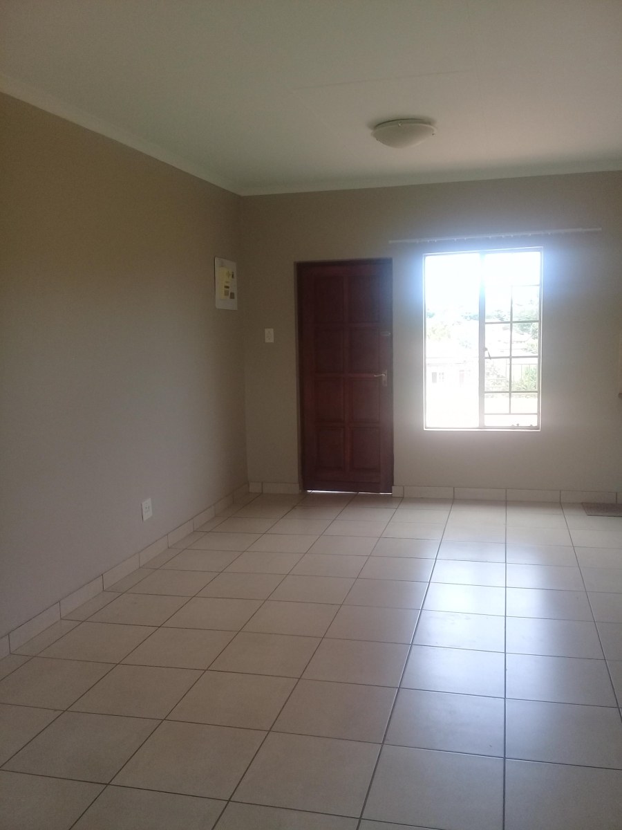 To Let 2 Bedroom Property for Rent in Castleview Gauteng