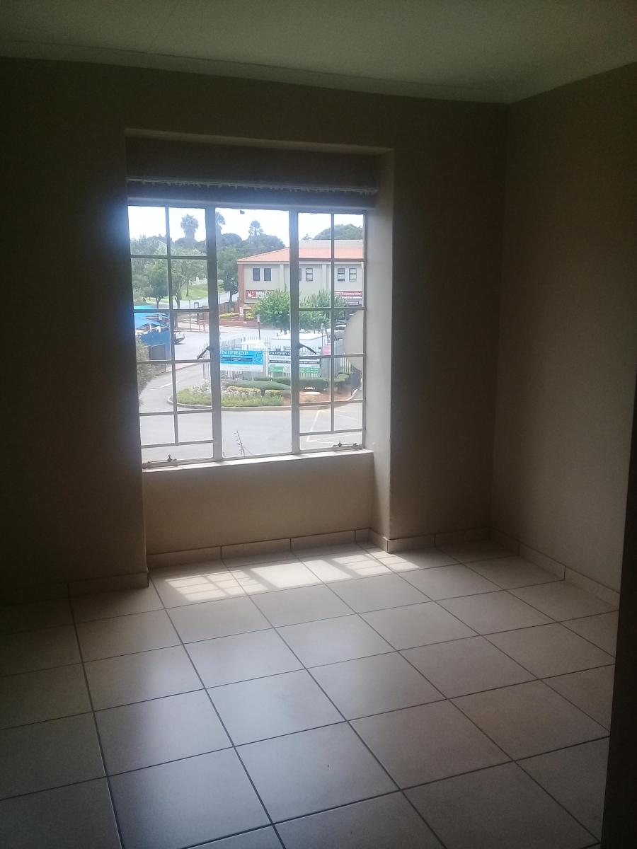 To Let 2 Bedroom Property for Rent in Castleview Gauteng