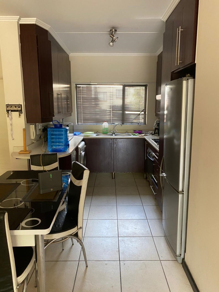 2 Bedroom Property for Sale in Greenstone Hill Gauteng