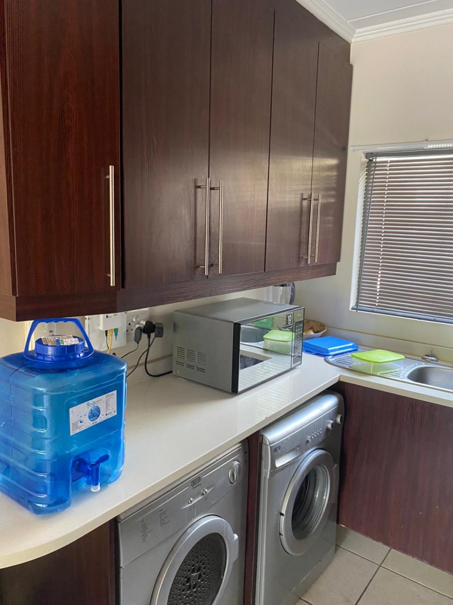 2 Bedroom Property for Sale in Greenstone Hill Gauteng