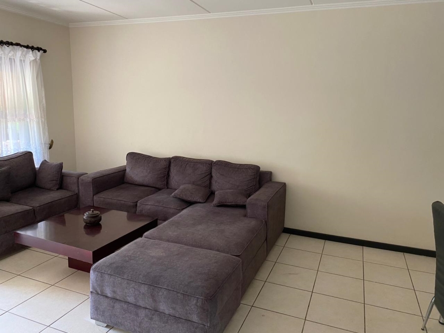 2 Bedroom Property for Sale in Greenstone Hill Gauteng