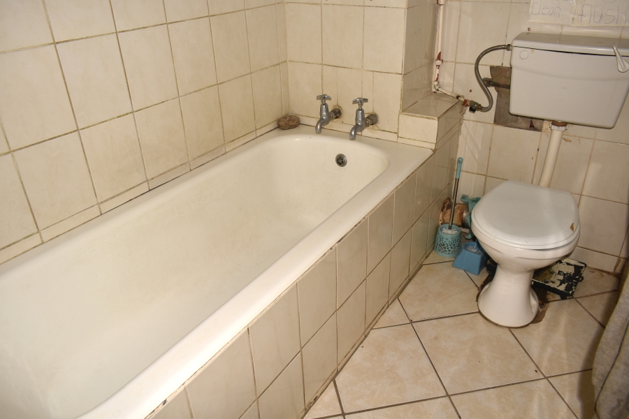 1 Bedroom Property for Sale in Sunnyside Gauteng