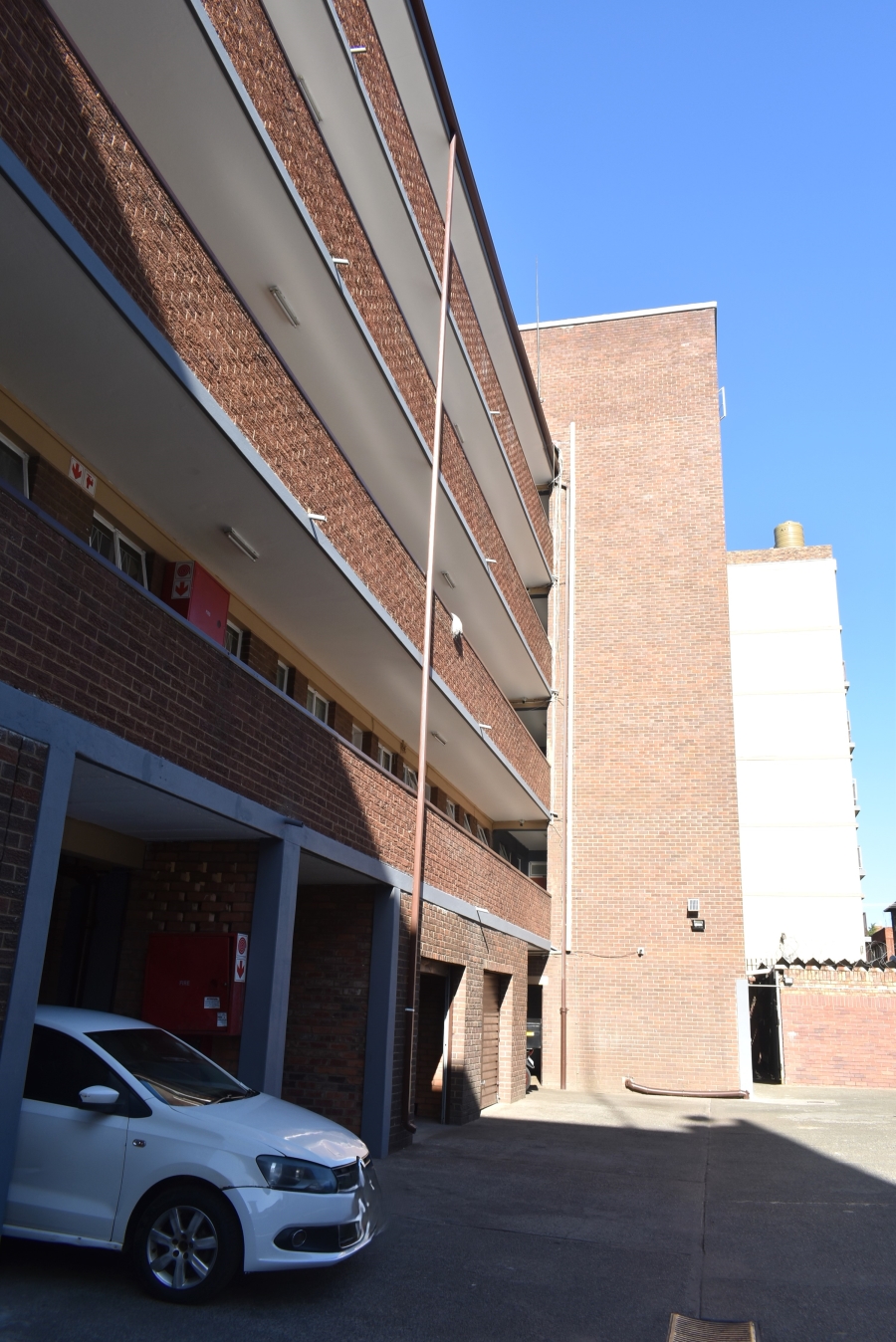 1 Bedroom Property for Sale in Sunnyside Gauteng