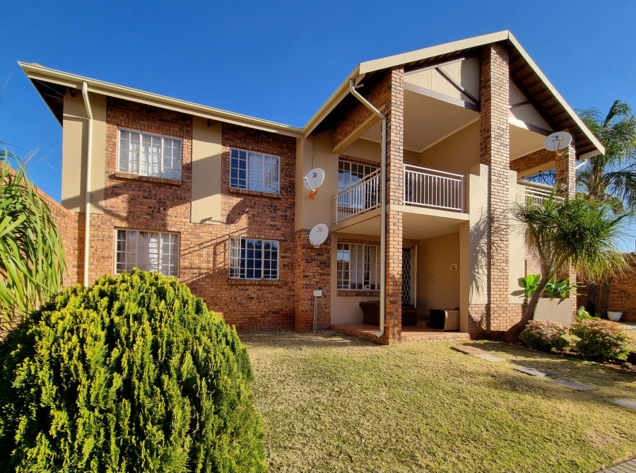 3 Bedroom Property for Sale in Magalieskruin Gauteng