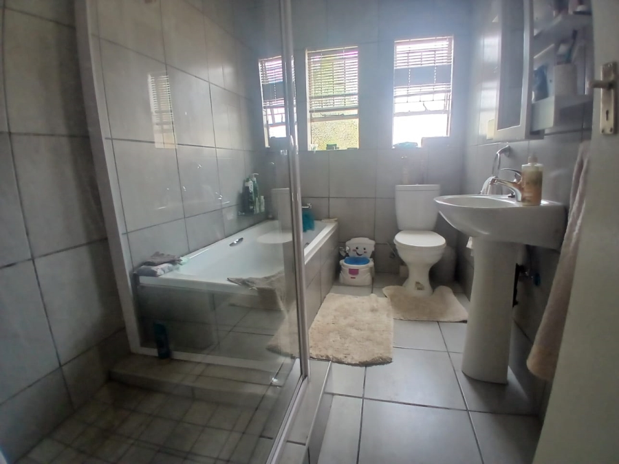 3 Bedroom Property for Sale in Arcon Park Gauteng