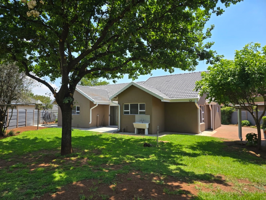 4 Bedroom Property for Sale in Risiville Gauteng