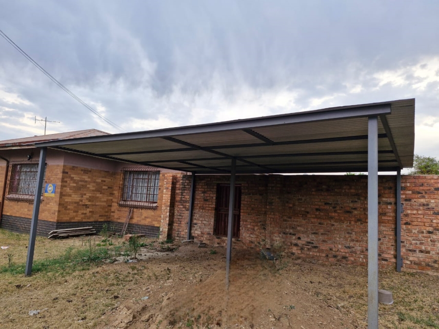 4 Bedroom Property for Sale in Elsburg Gauteng