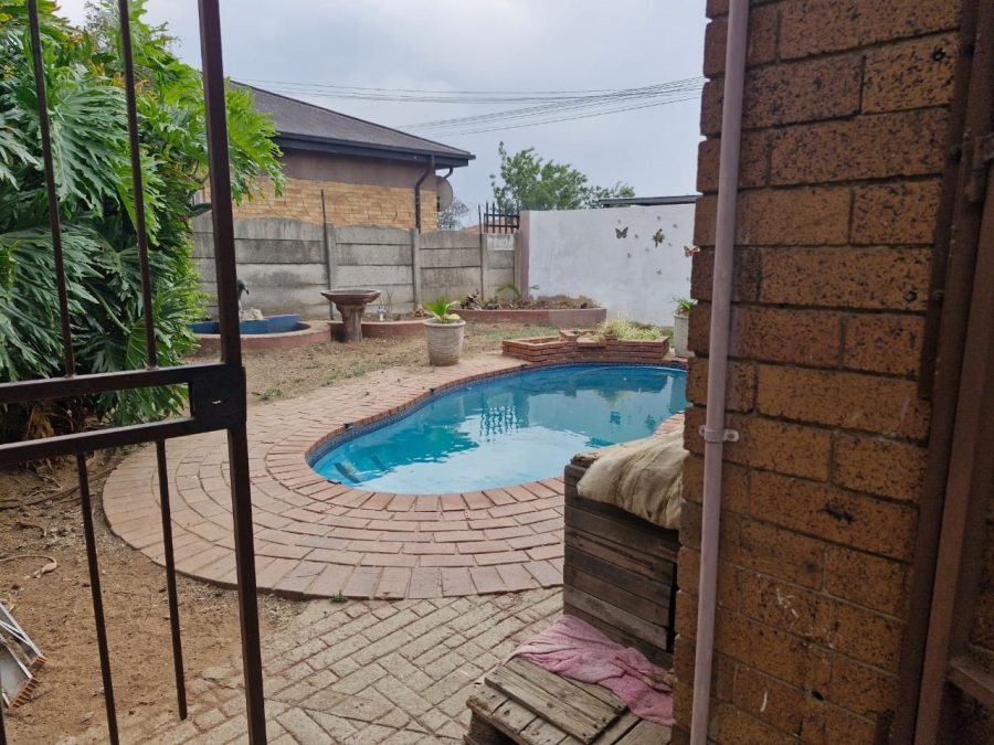 4 Bedroom Property for Sale in Elsburg Gauteng