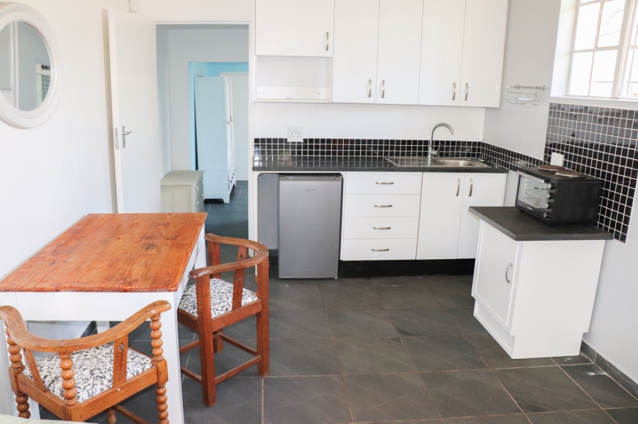 To Let 1 Bedroom Property for Rent in Melville Gauteng