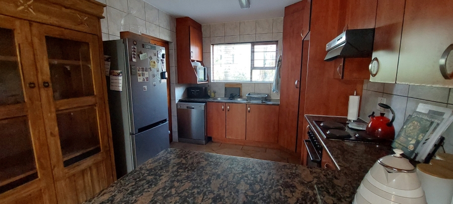 To Let 4 Bedroom Property for Rent in Meyersdal Gauteng