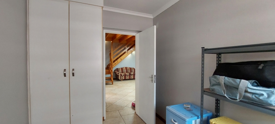 To Let 4 Bedroom Property for Rent in Meyersdal Gauteng