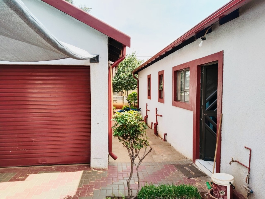 2 Bedroom Property for Sale in The Orchards Gauteng