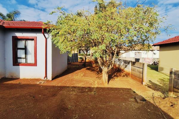 2 Bedroom Property for Sale in The Orchards Gauteng