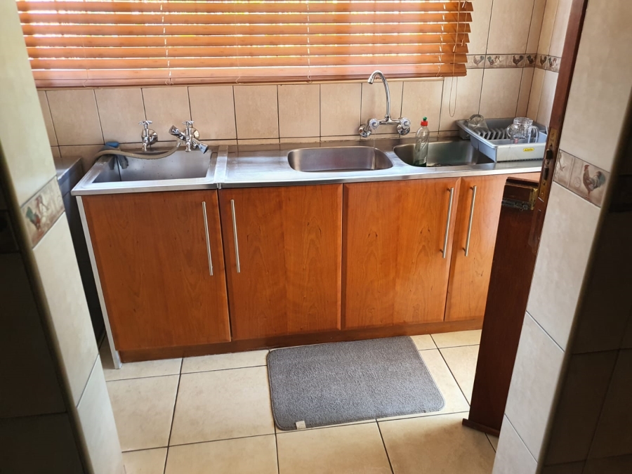 3 Bedroom Property for Sale in Wilro Park Gauteng