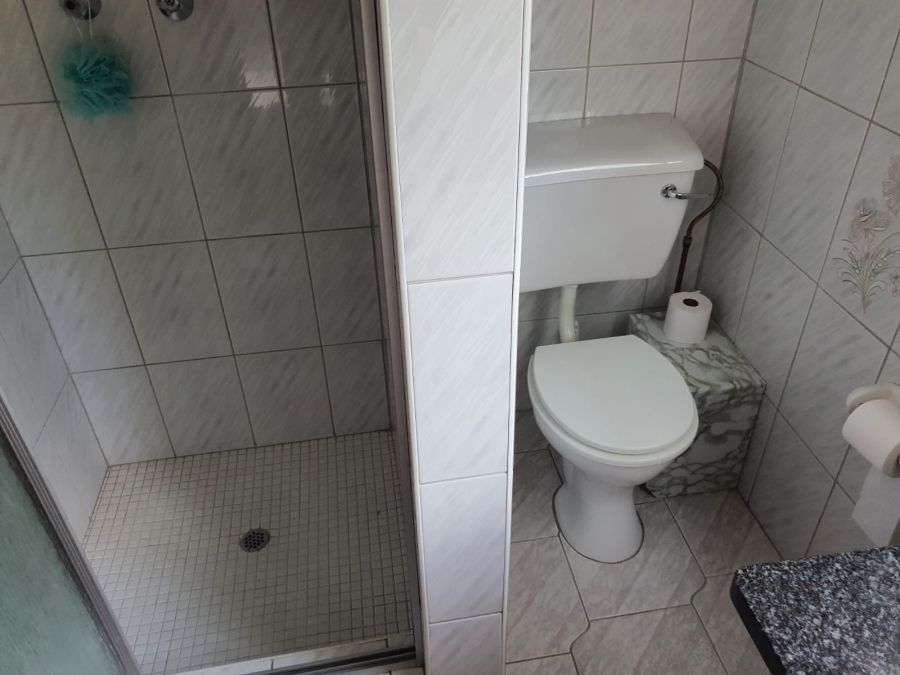 3 Bedroom Property for Sale in Wilro Park Gauteng