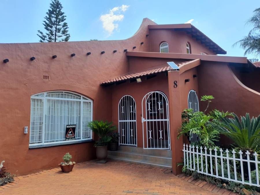 3 Bedroom Property for Sale in Wilro Park Gauteng