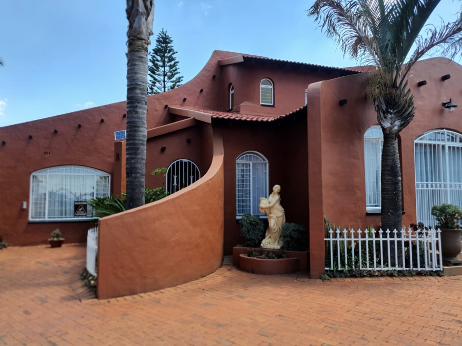 3 Bedroom Property for Sale in Wilro Park Gauteng