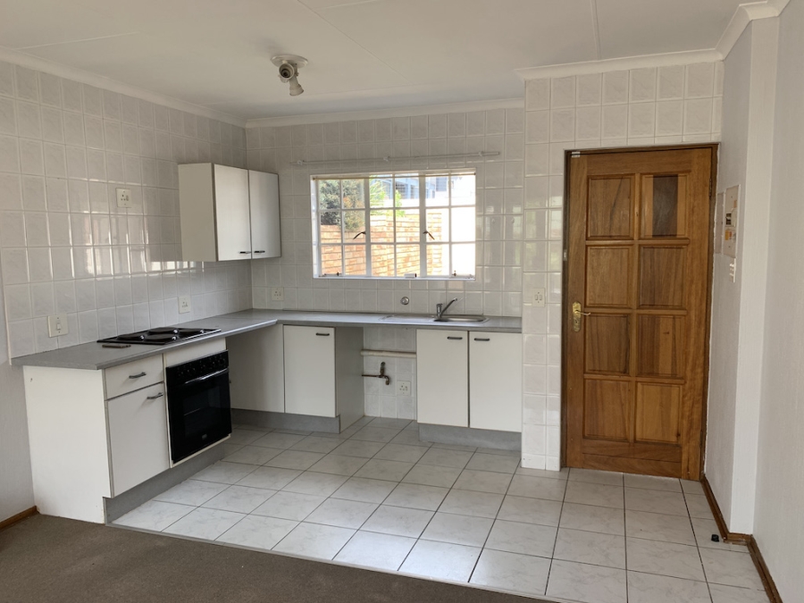 To Let 2 Bedroom Property for Rent in Radiokop Gauteng