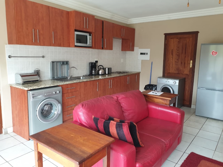 To Let 1 Bedroom Property for Rent in Silver Lakes Golf Estate Gauteng