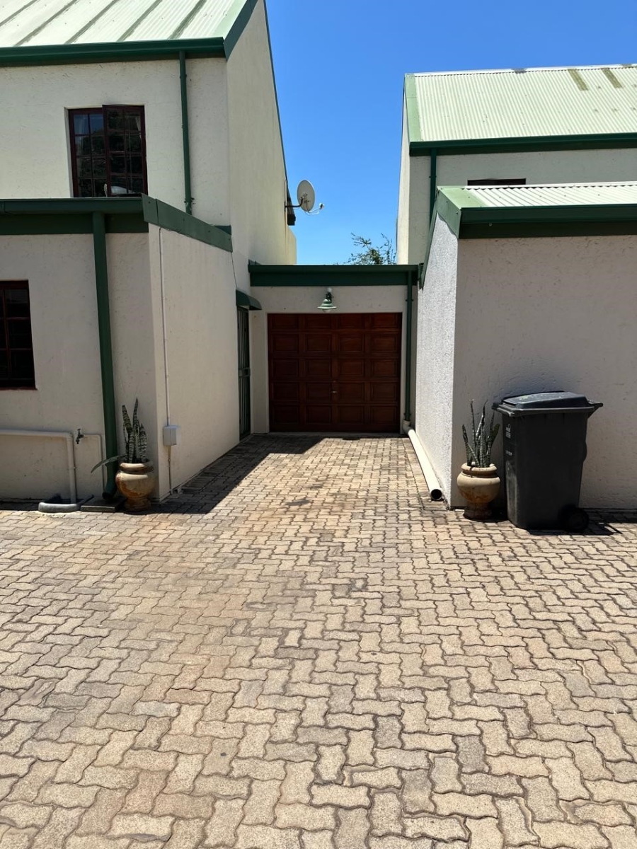 3 Bedroom Property for Sale in Wonderboom Gauteng