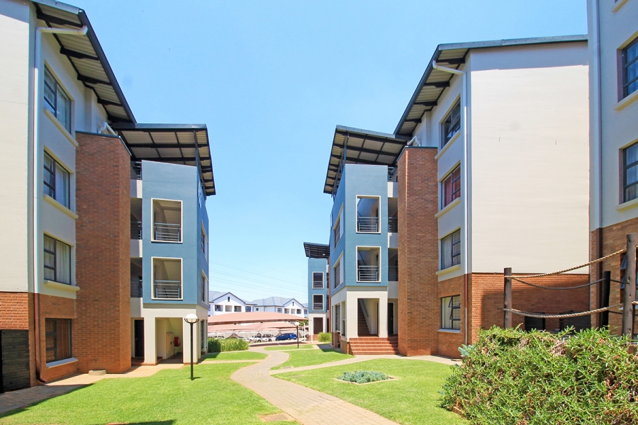 2 Bedroom Property for Sale in Greenstone Hill Gauteng