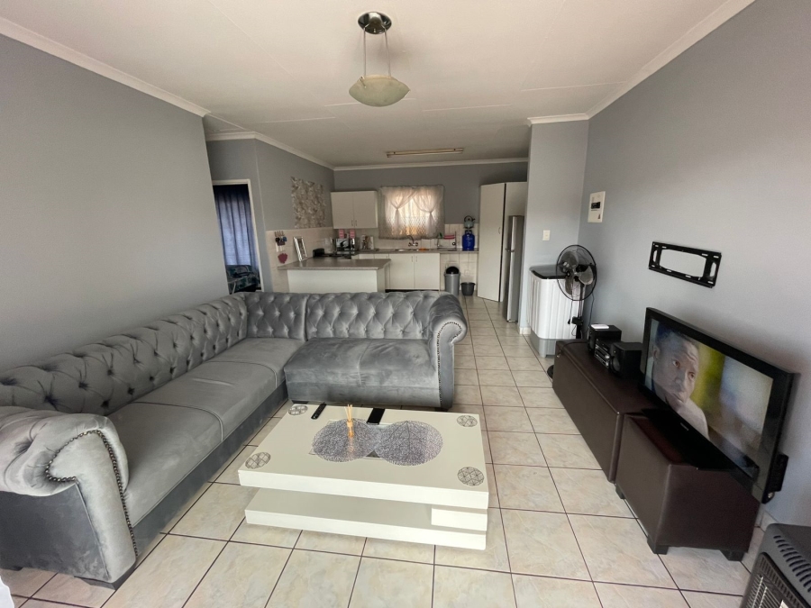 2 Bedroom Property for Sale in Birchleigh Gauteng