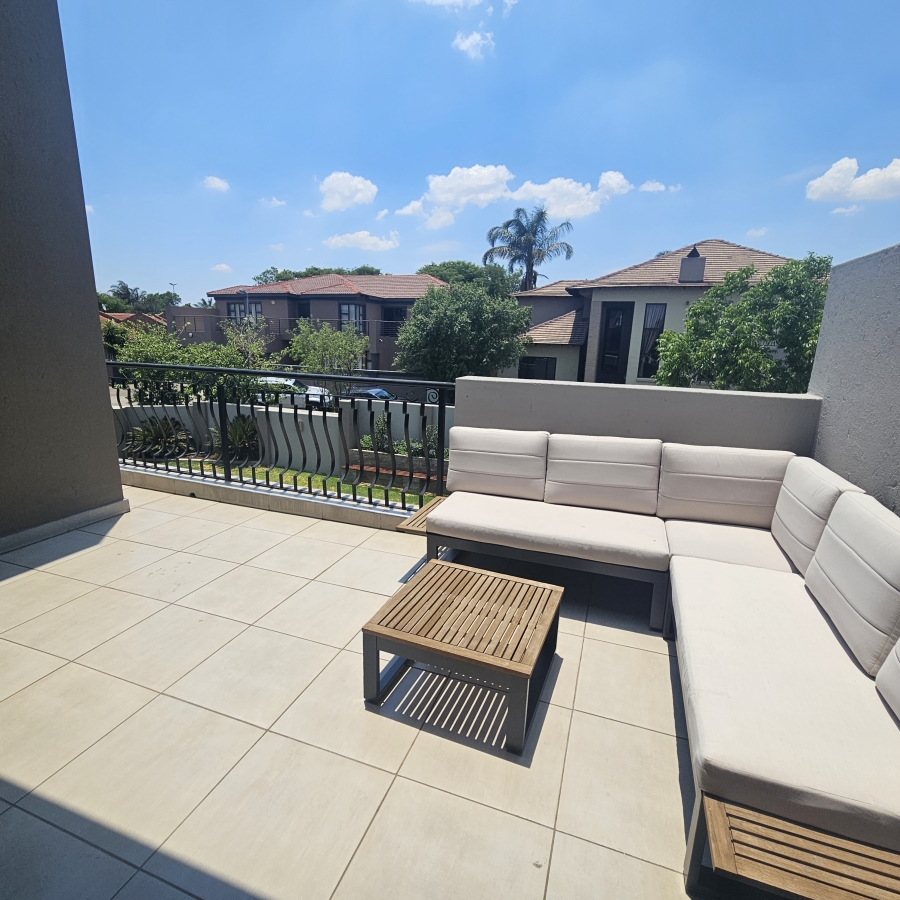 4 Bedroom Property for Sale in Greenstone Hill Gauteng