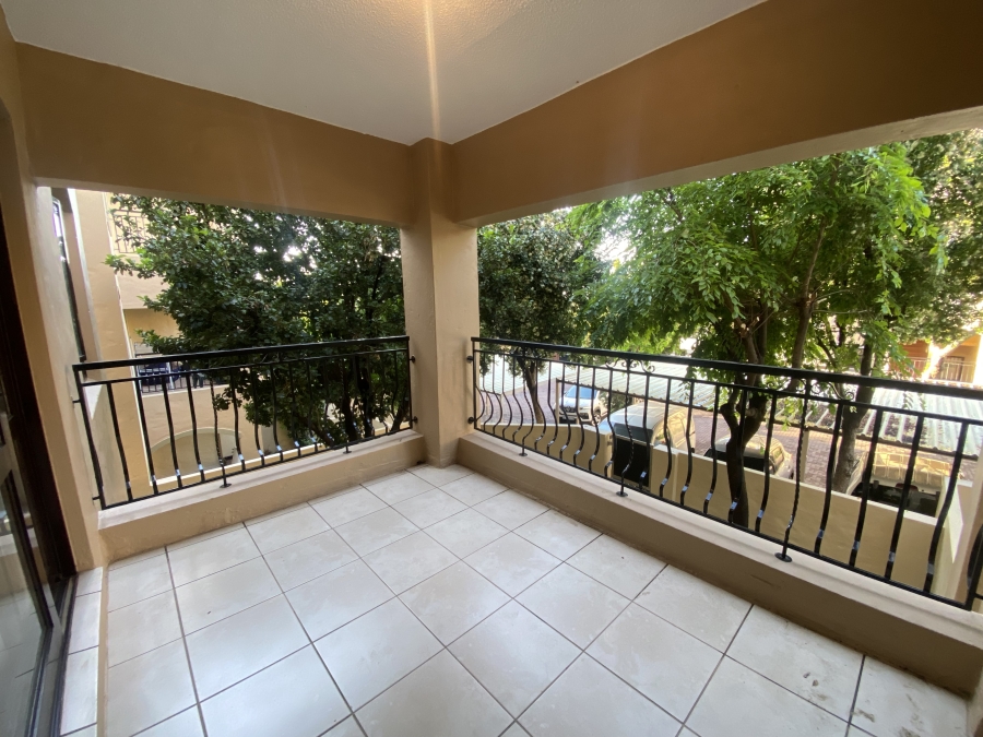 To Let 1 Bedroom Property for Rent in Lonehill Gauteng