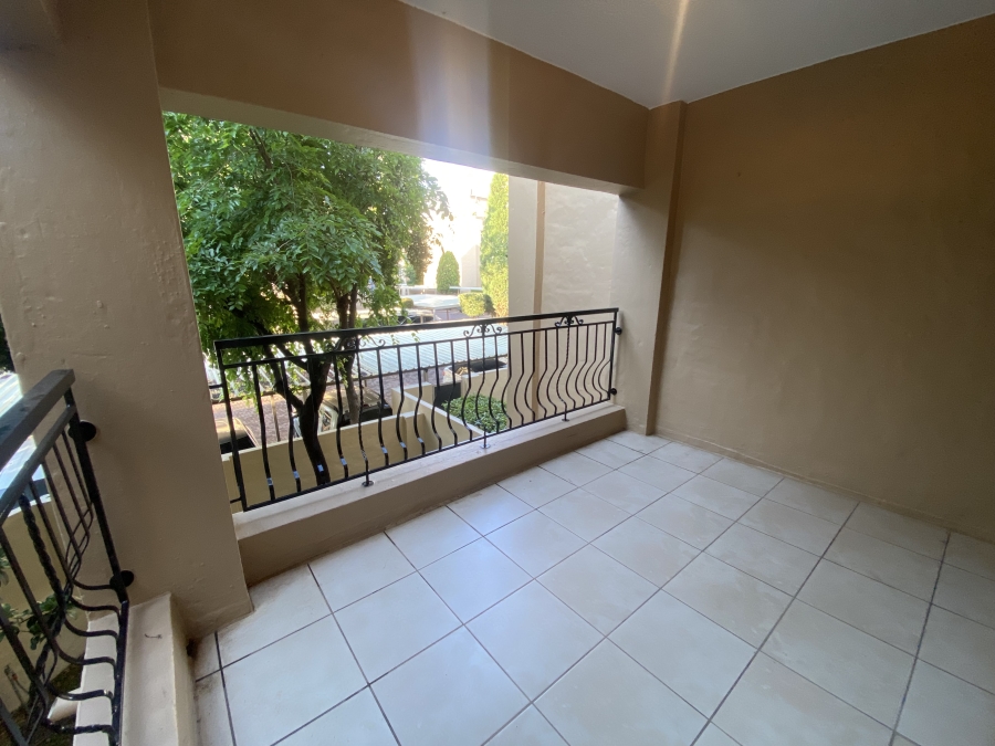 To Let 1 Bedroom Property for Rent in Lonehill Gauteng