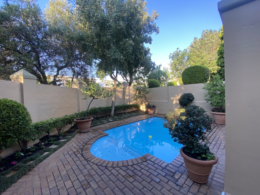 To Let 1 Bedroom Property for Rent in Lonehill Gauteng