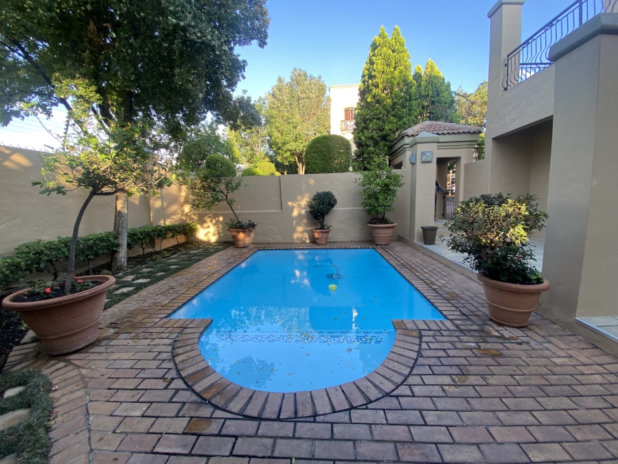 To Let 1 Bedroom Property for Rent in Lonehill Gauteng