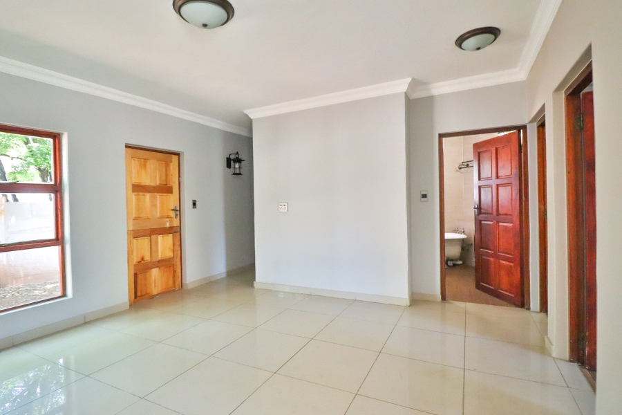 To Let 4 Bedroom Property for Rent in Pretorius Park Gauteng