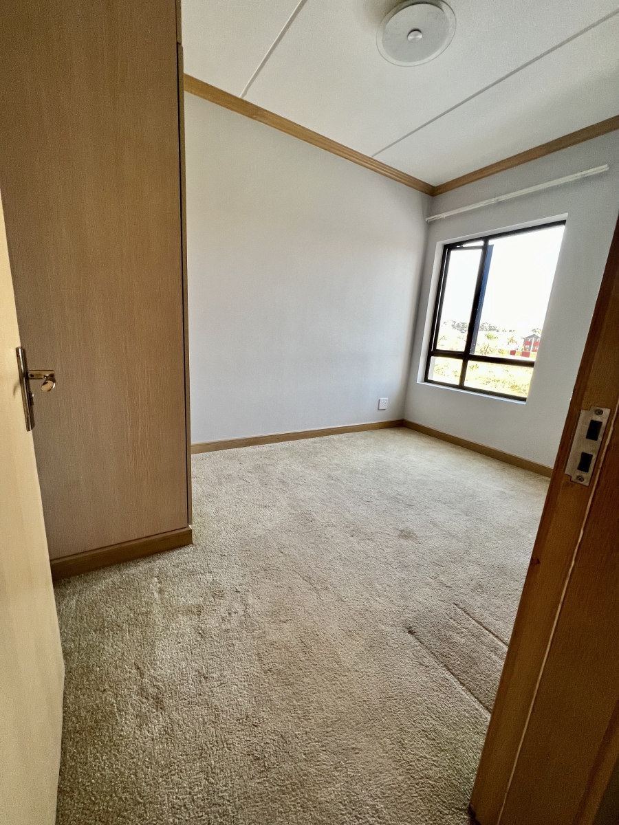 To Let 2 Bedroom Property for Rent in Noordwyk Gauteng