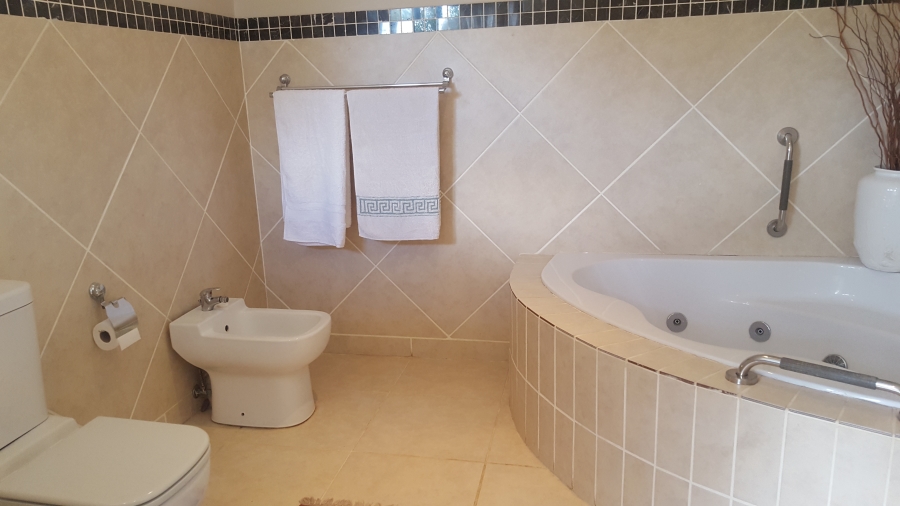 4 Bedroom Property for Sale in Heuningklip Gauteng