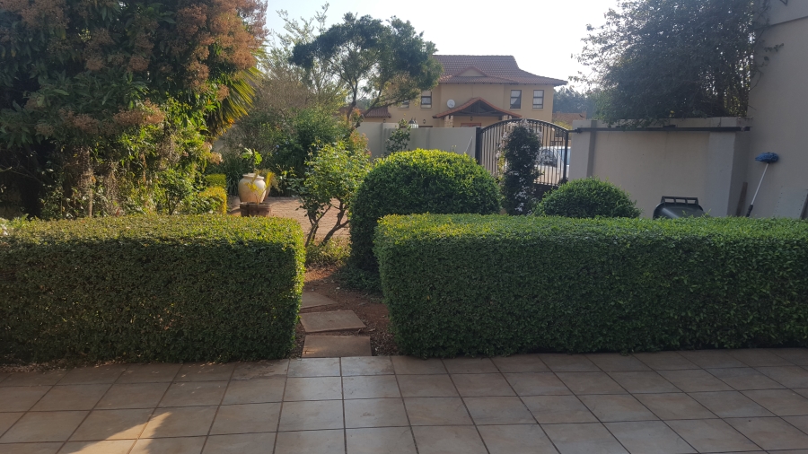 4 Bedroom Property for Sale in Heuningklip Gauteng