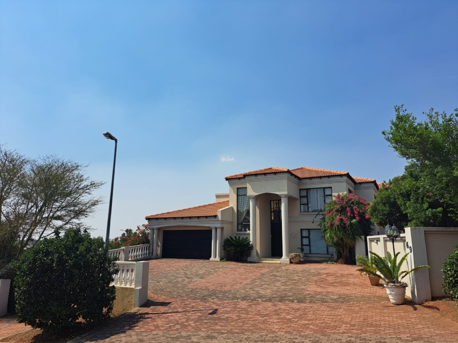 4 Bedroom Property for Sale in Heuningklip Gauteng