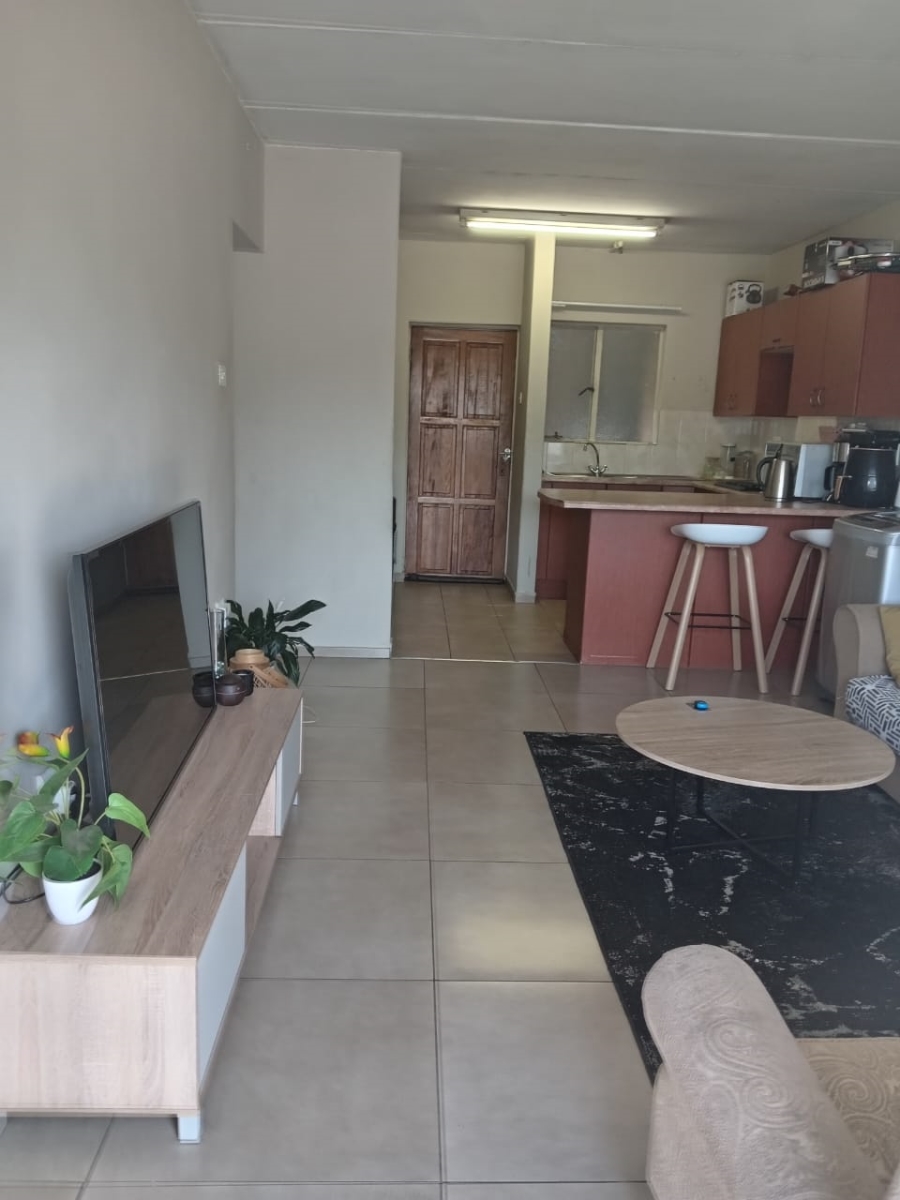 2 Bedroom Property for Sale in Birchleigh Gauteng