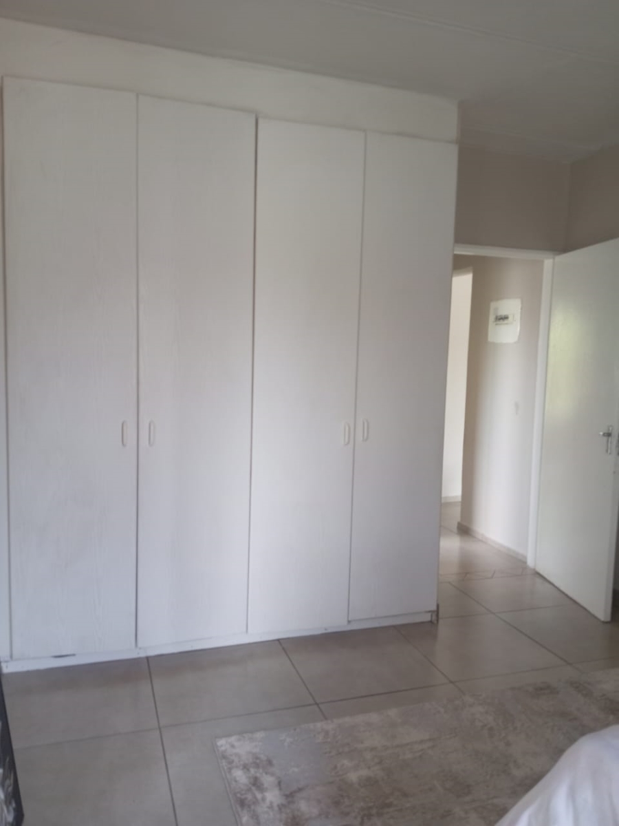 2 Bedroom Property for Sale in Birchleigh Gauteng