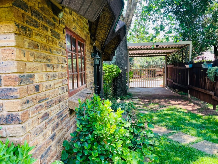 4 Bedroom Property for Sale in Rant En Dal Gauteng