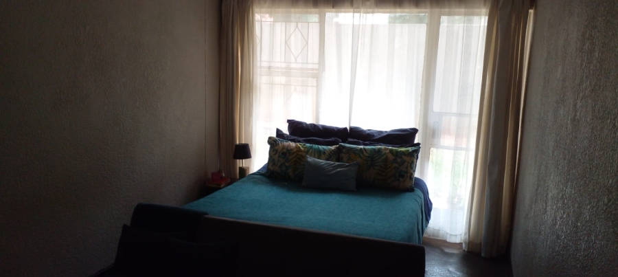 1 Bedroom Property for Sale in Windsor East Gauteng